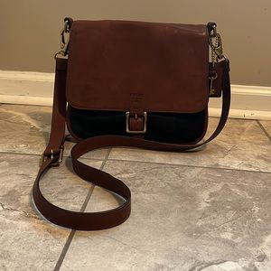 Fossil leather bag crossbody or over shoulder